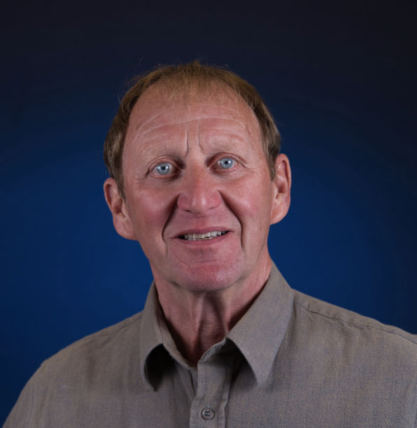 Male corporate headshot taken at JPH Studio